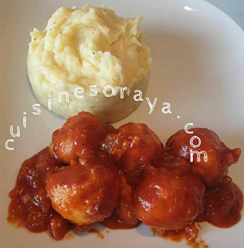 Boulettes de poisson à la sauce tomate
