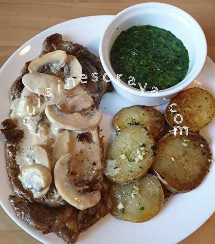 Faux filet sauce champignon, pomme de terre sautées au herbe et épinard à la crème