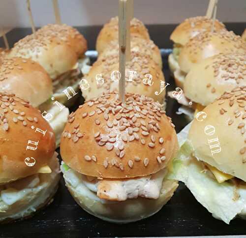 Mini pain burger et mini burger poulet