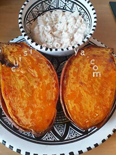 Patates douces au four et sa sauce au skyr ciboulette