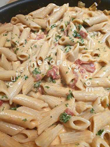 Penne aux poivrons grillés et sa sauce crémeuse