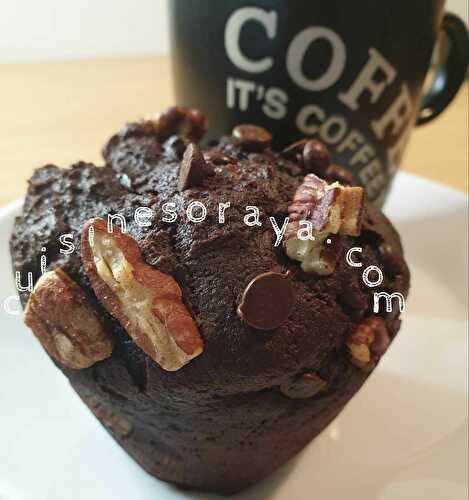Muffins au yaourt tout chocolat + tuto caissette à muffin