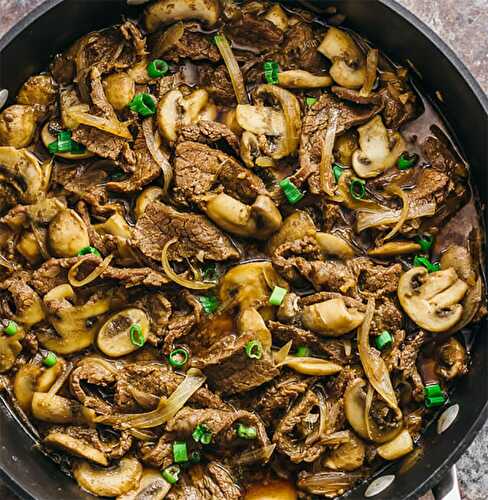 Bœuf aux champignons  Plat de viande