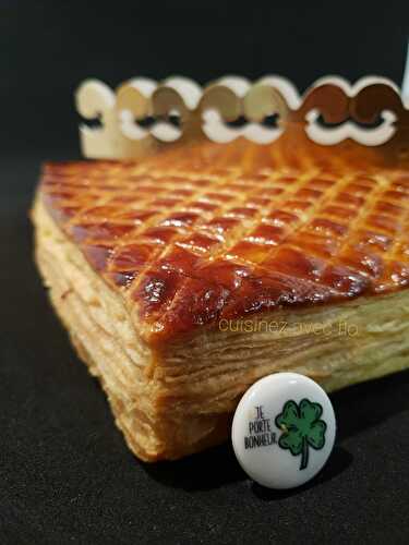 Galette des rois 2021 à la noisette