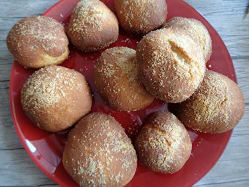 Brioches aux amandes