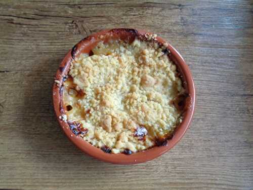 Crumble aux pêches fraîches