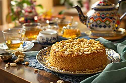 Douceur marocaine : découvrez le secret du gâteau de semoule fondant