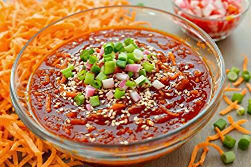 Une sauce asiatique irrésistible qui redéfinira vos carottes râpées