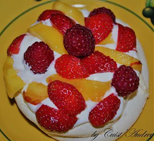 Pavlova aux fruits d'été