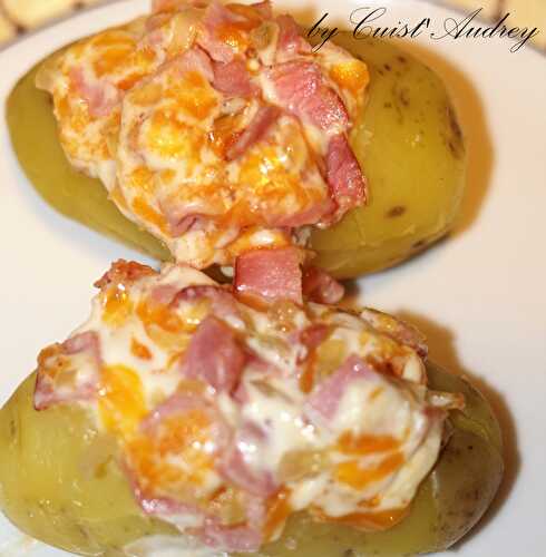 Pommes de terre farcies au cheddar et au bacon