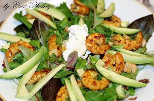 Salade gourmande avocat crevettes marinées au curry