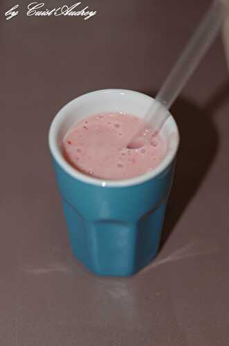 Smoothie fraises bananes