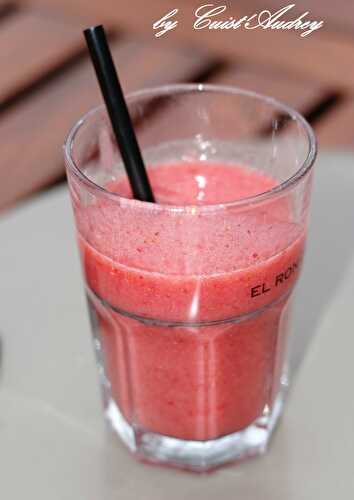 Smoothie pêches - fraises