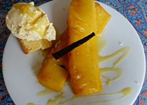 Ananas confit aux fruits de la passion