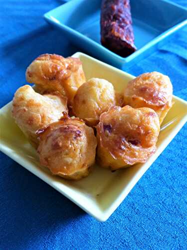 Cannelés  au chorizo  et fromage de brebis