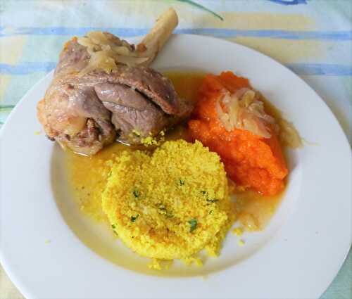 Souris d’agneau confites au cumin et jus d’orange