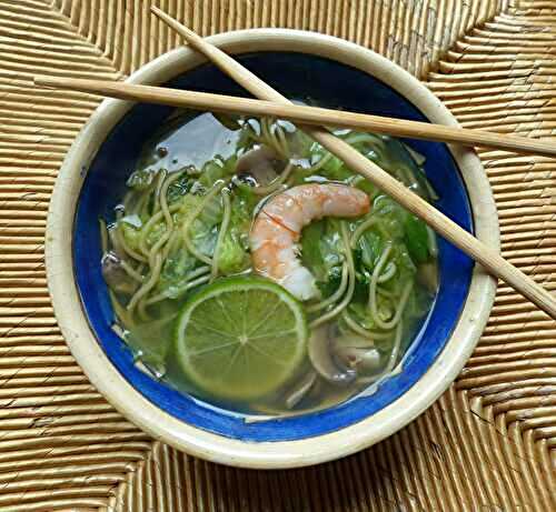 Soupe aux crevettes et citron vert