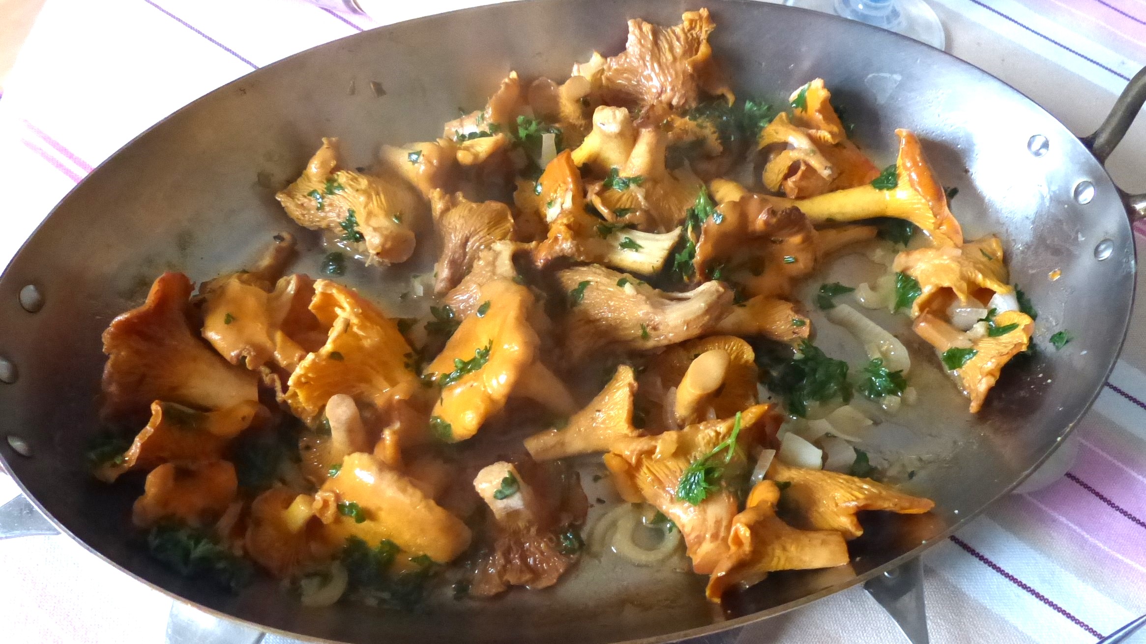 Girolles sautées à la persillade