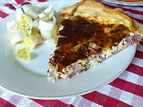 Quiche aux oignons rouges et speck