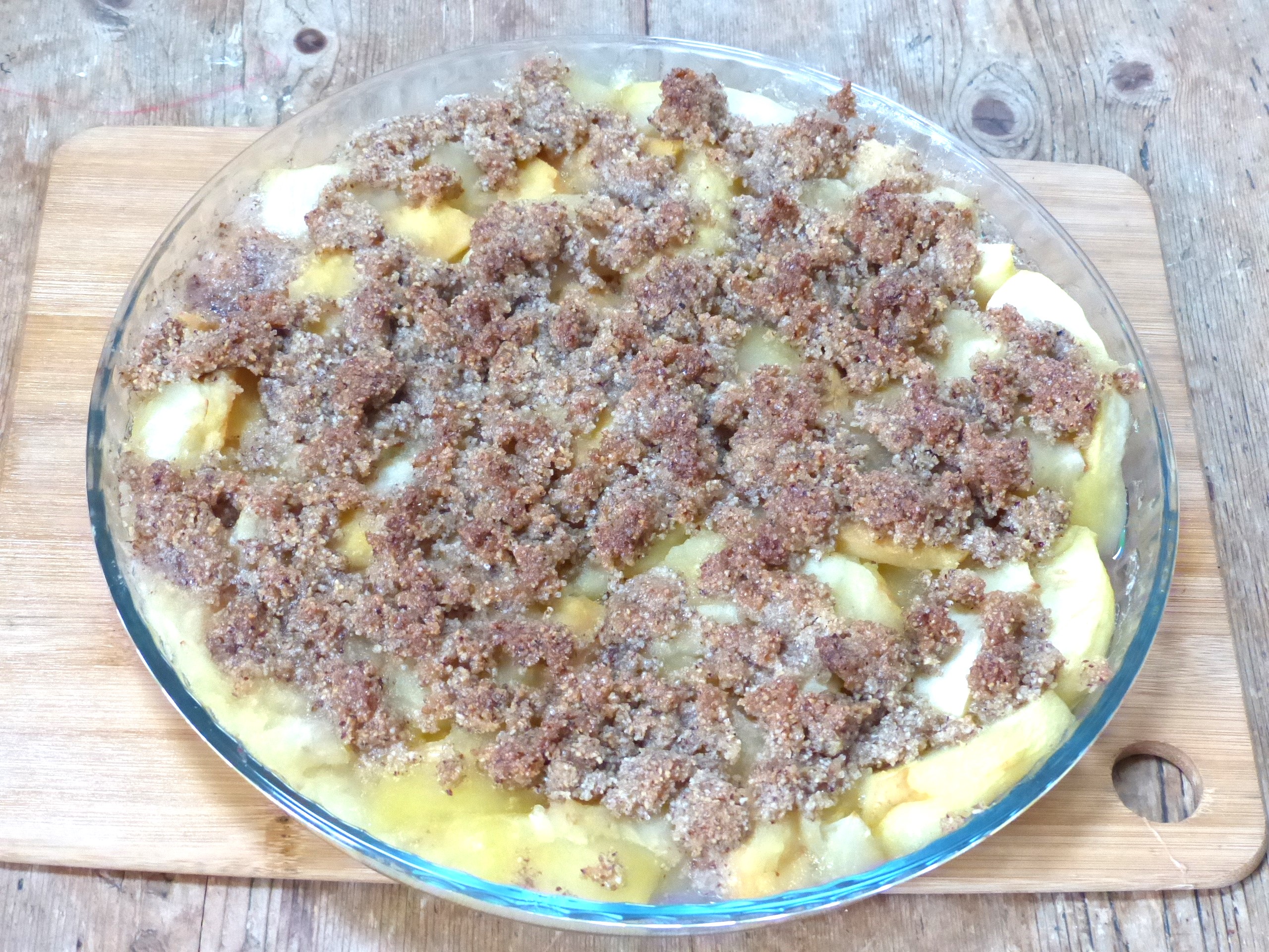Crumble pommes coings noisettes