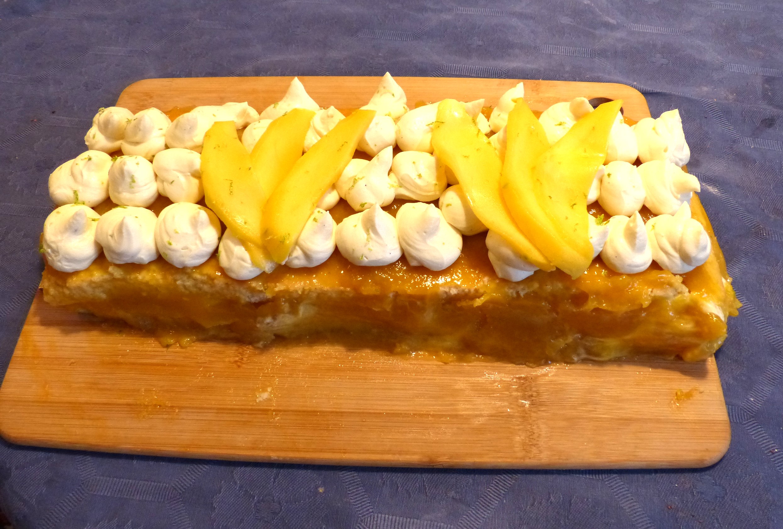 Gâteau Bûche mangue passion