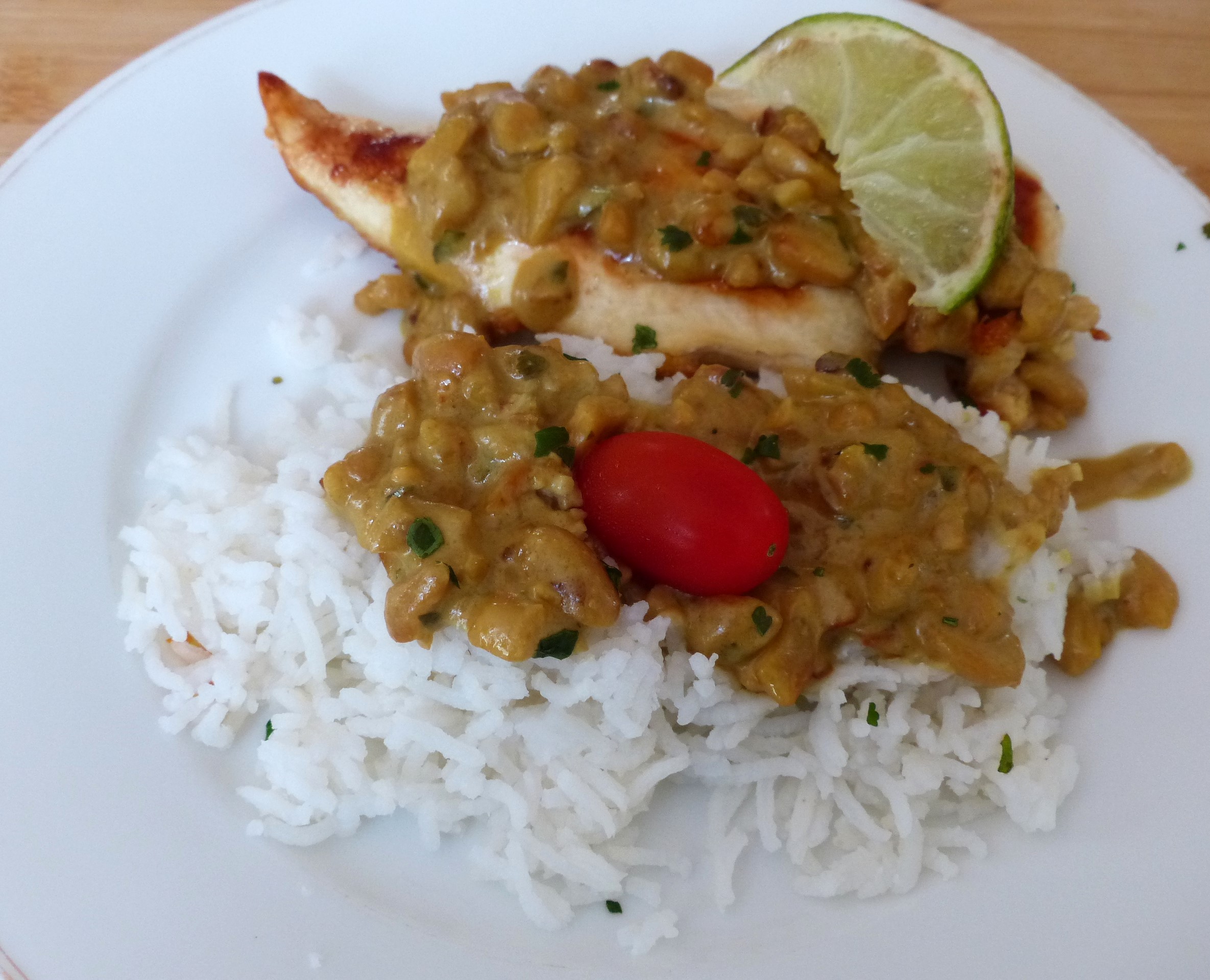 Blancs de poulet, sauce cacahuètes