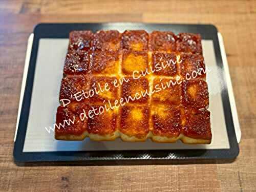 Gateau aux poires et caramel  avec le moule Cubic Akenz (et petit jeu à vous proposer pour vous faire gagner ce moule)