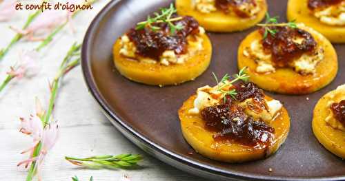 Panisse en tartelettes, au chèvre frais et confit d'oignon