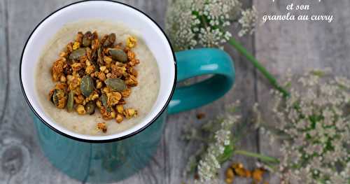 Soupe de chou-fleur et son granola au curry