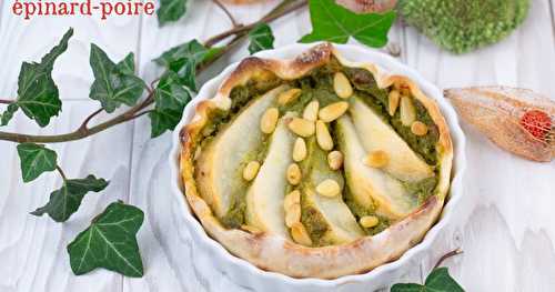 Tartelette aux poires sur pesto d'épinards