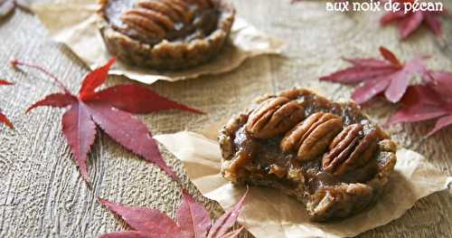 Tartelette crue aux noix de pécan et dattes