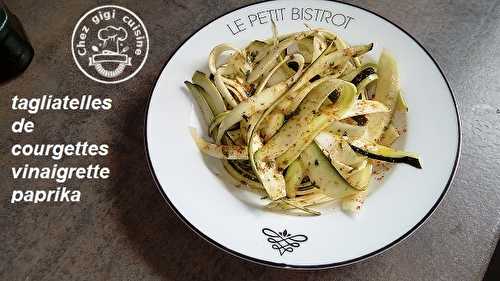 TAGLIATELLES DE COURGETTES AU PAPRIKA 