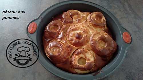 GATEAU AUX POMMES