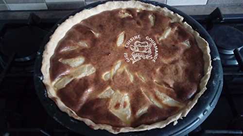 Tarte aux poires à la normande