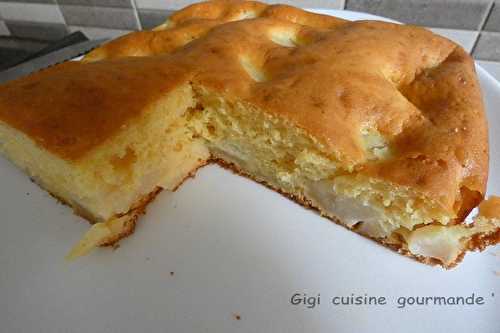 Gâteau au yaourt de soja et poires au Cake Factory