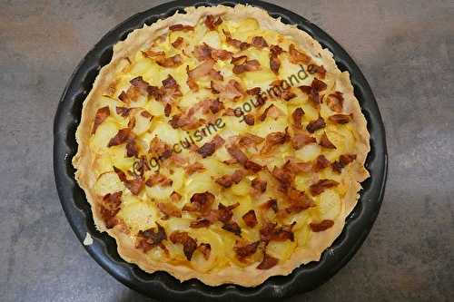 Tarte aux pommes de terre et jambon  cru