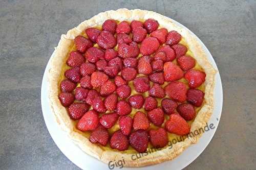 Tarte crème pâtissière et fraises 