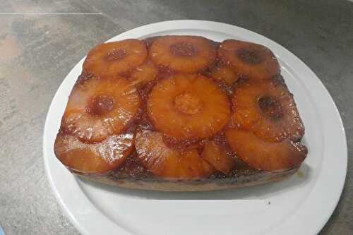 Gâteau au skyr et à l'ananas avec le cake factory