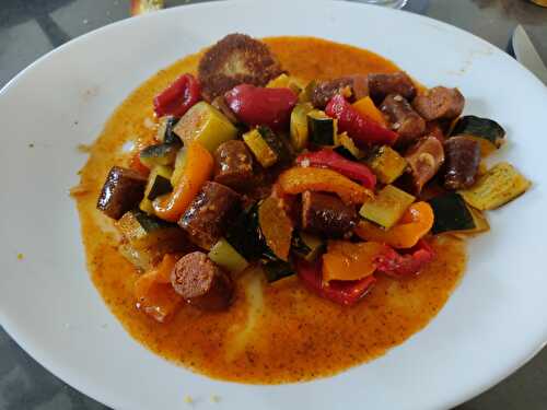 Mijoté de poivrons, courgettes, tomates, merguez à l'italienne