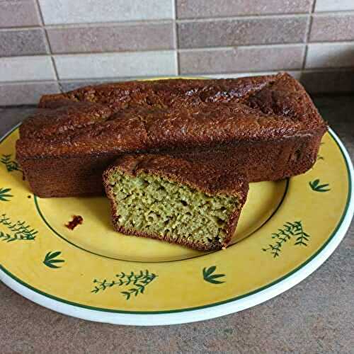Gâteau pistache sans farine ni sucre au combi ninja