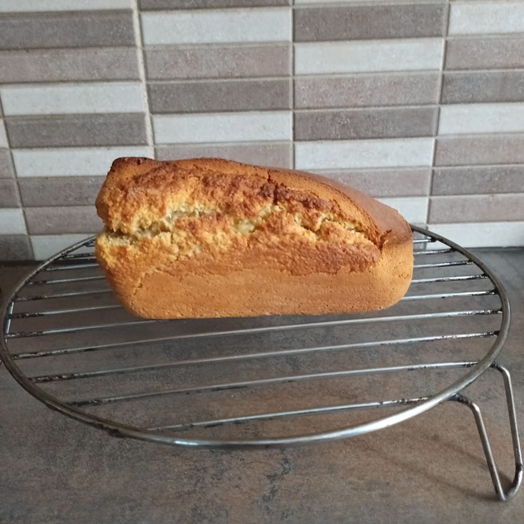 Moelleux à la noix de coco à l'air fryer Ninja FOODI AF 400EU