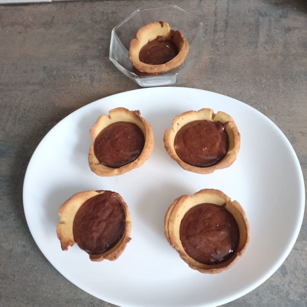 Mousse au chocolat et framboises