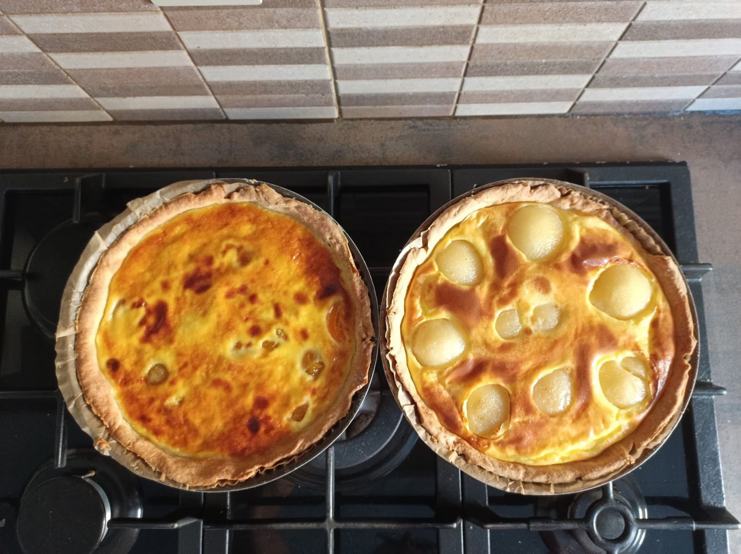 2 Tartes (abricots et poires) au combi Ninja