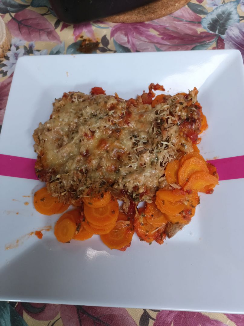 Rondelles de carottes tomatées, thon et Comté au cake factory