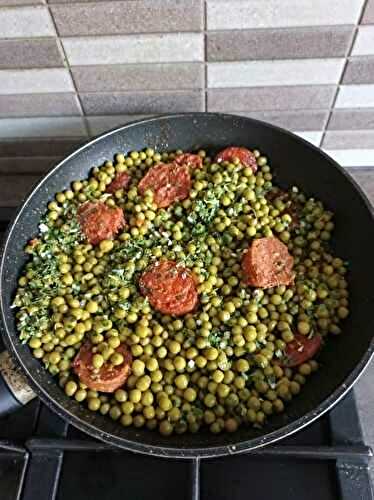 Poêlée de pois au chorizo