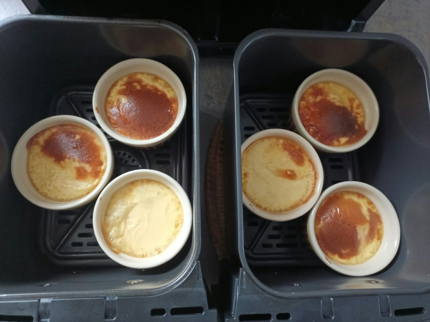 Crème aux oeufs expresse à l'air fryer Ninja Foodi