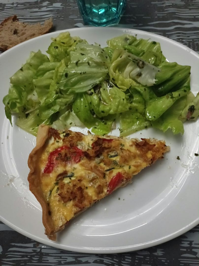 Tarte aux tomates 1 courgette et thon au combi Ninja