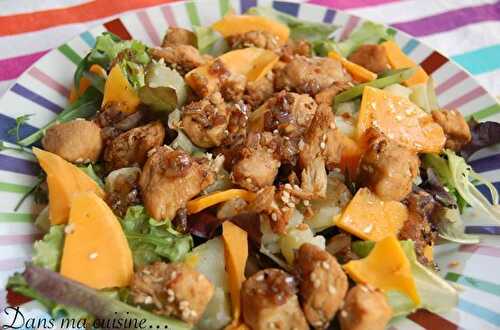 Salade complète, légère et gourmande, au poulet sauté et à la mimolette