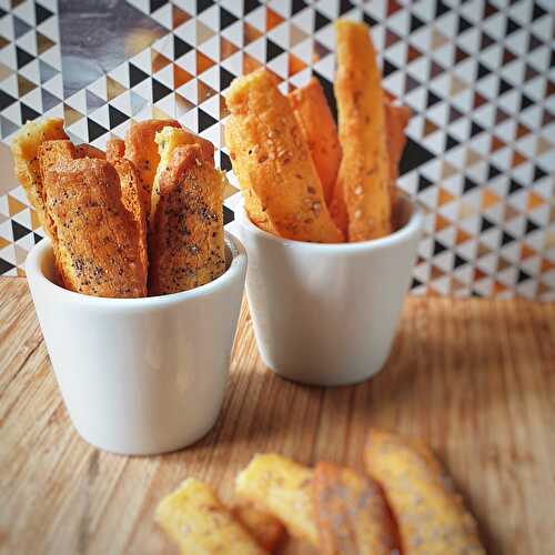 Bâtonnets croustillants au cheddar et moutarde