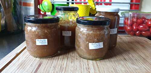 Confiture rhubarbe-quetsche